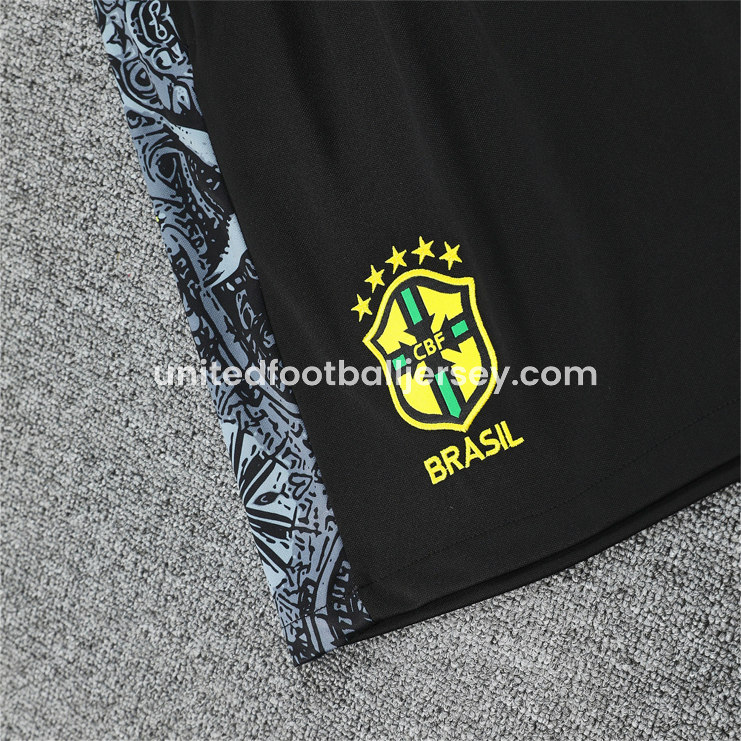 unitedfutballjersey-Brazil 25-26 White Jesus Statue Short-Sleeve Training Set - White Top & Black Shorts