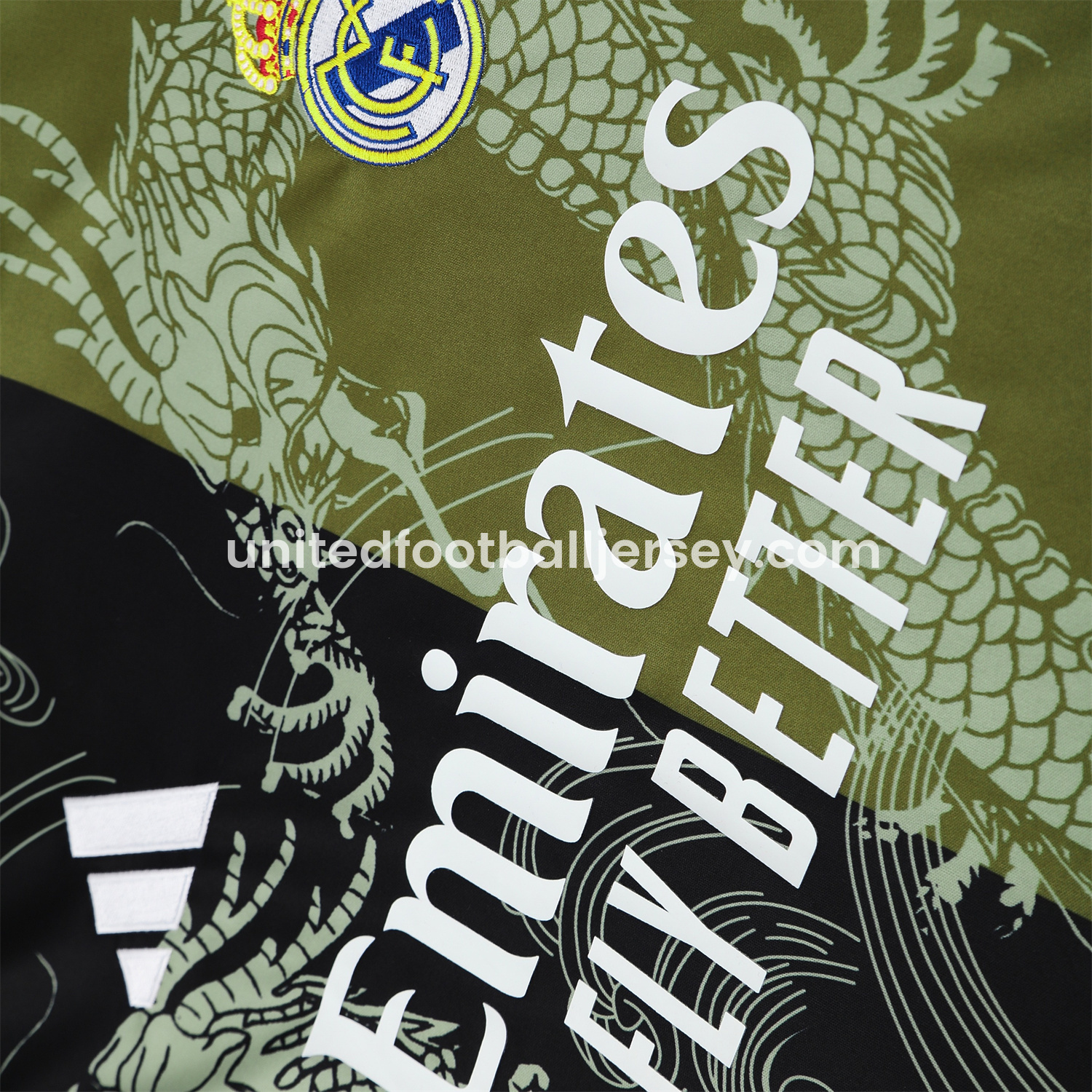 unitedfutballjersey-Real Madrid 25-26 Short-Sleeve Training Set - Green-Black Dragon Top & Black-White Shorts