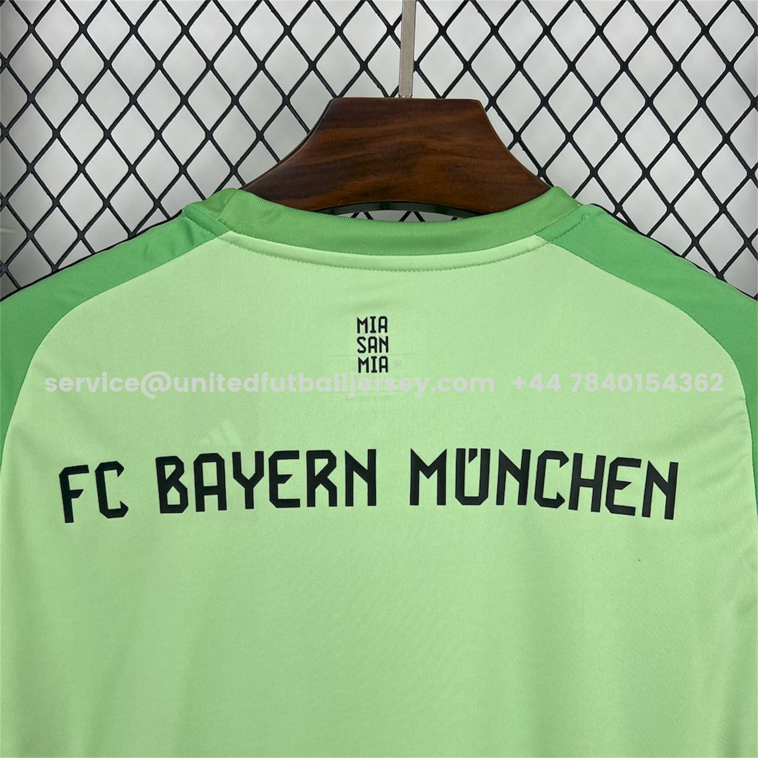 unitedfutballjersey-Bayern Munich 25-26 Green Goalkeeper Jersey - Fans Version
