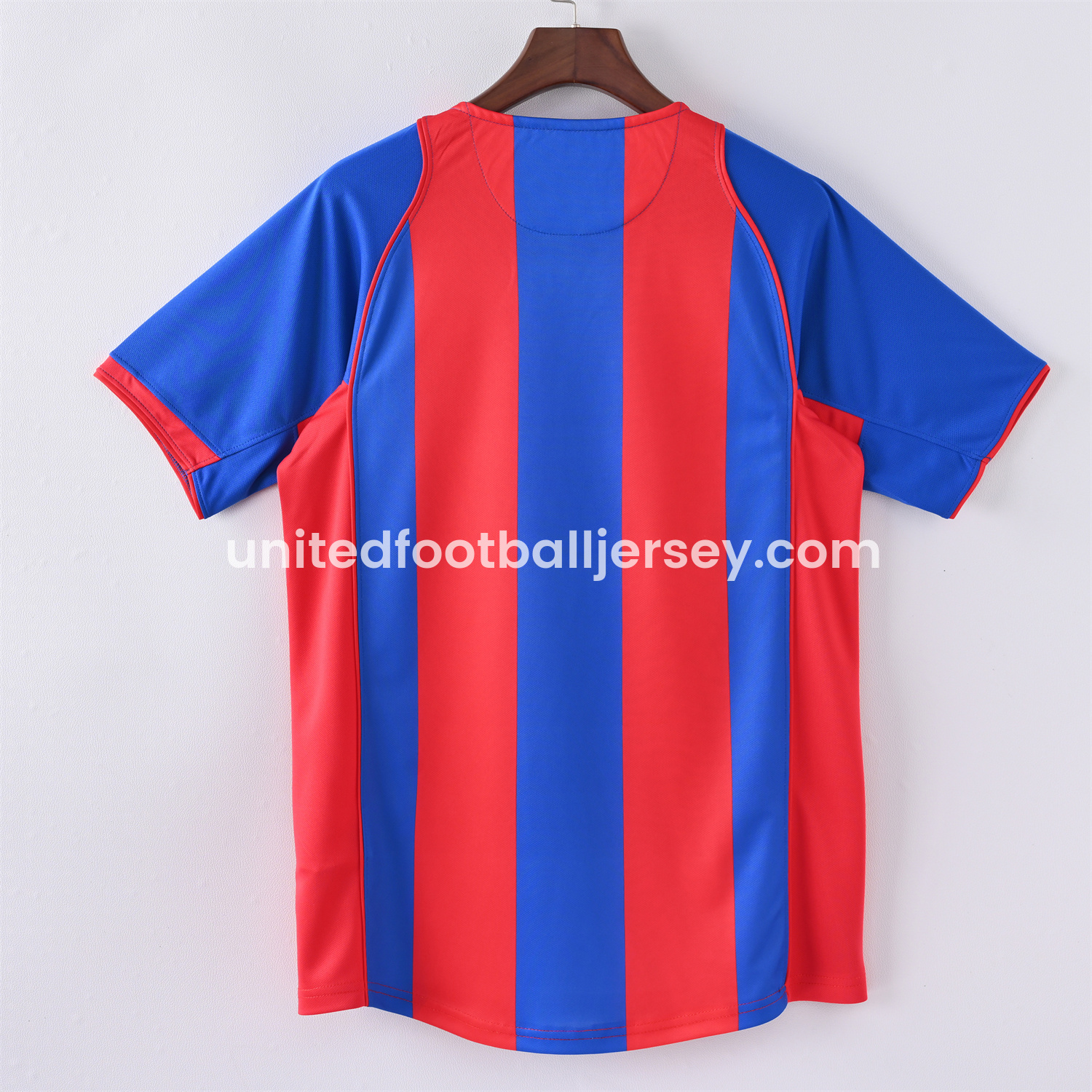 unitedfutballjersey-Retro Barcelona 04-05 Home Jersey