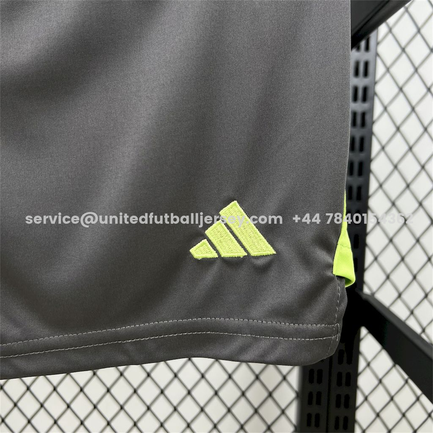 unitedfutballjersey-Bayern Munich 25-26 Grey Black Goalkeeper Kids Kit