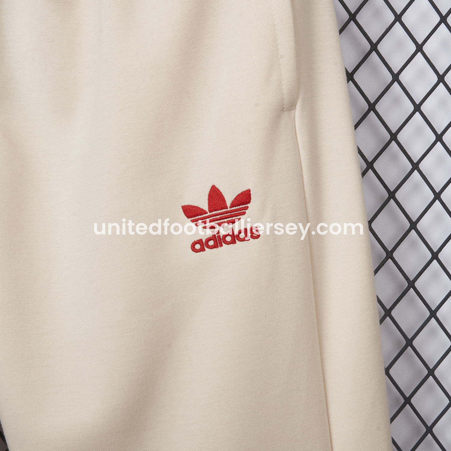 Bayern Munich 24-25 Originals LFSTLR Training Hoodie Set - Beige:football jersey mysite: unitedjerseyfootball 邓江浪:football