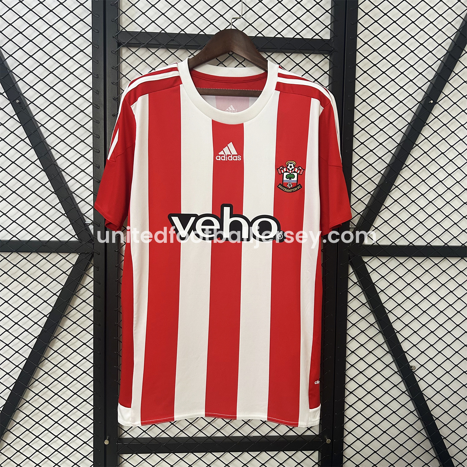 unitedfutballjersey-Retro Southampton 2015-16 Home Jersey
