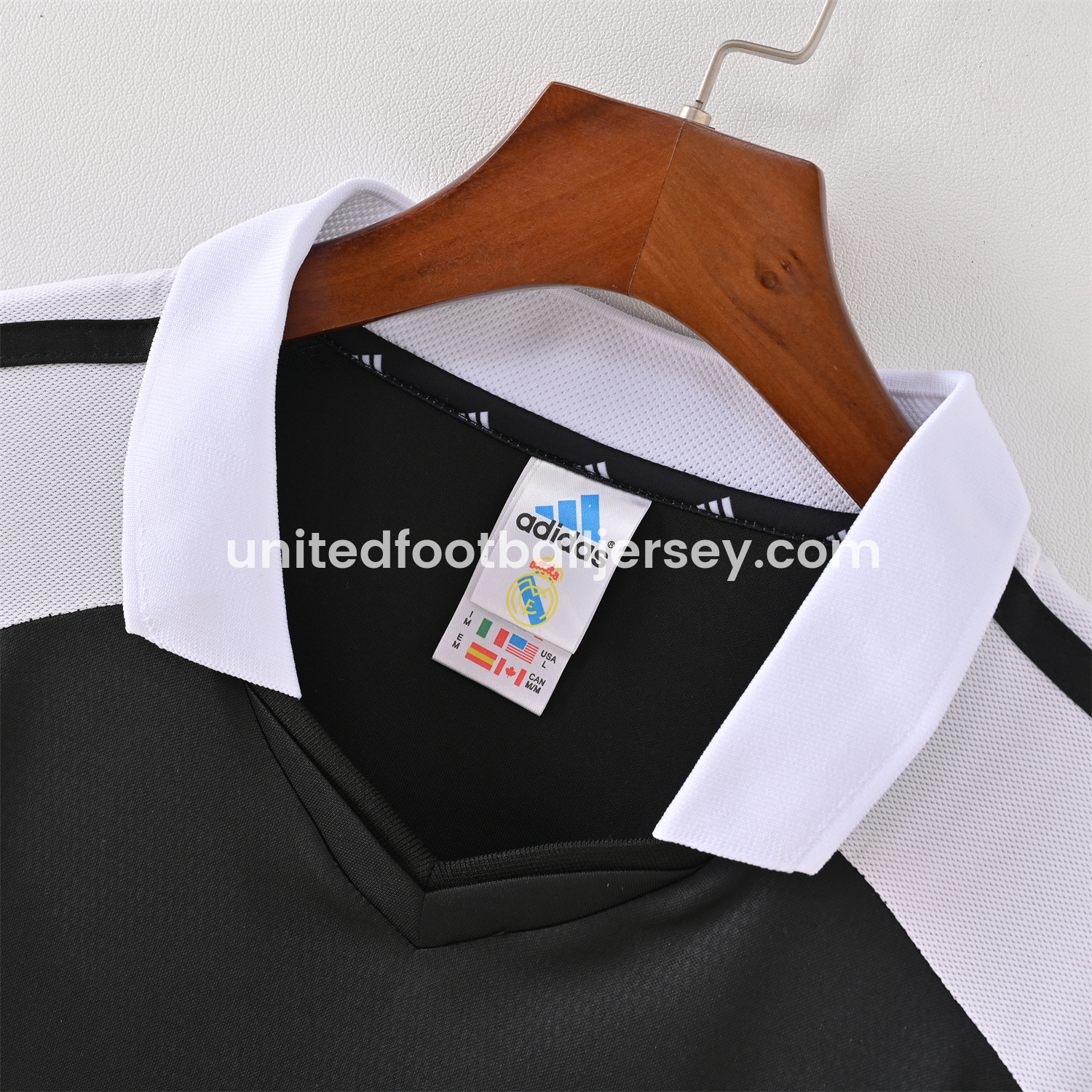 unitedfutballjersey-Retro Real Madrid 2001-02 Away Jersey