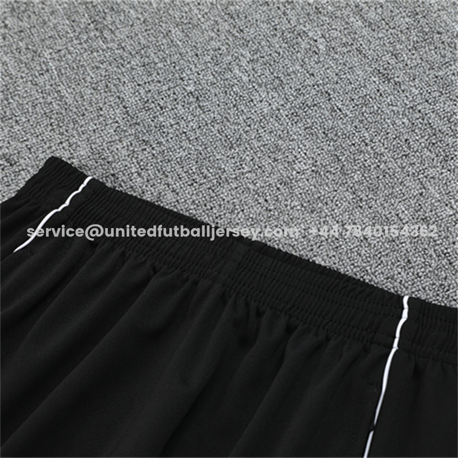 unitedfutballjersey-Japan 25-26 Kids Long Sleeve Training Set - Light Grey Top and Black Pants