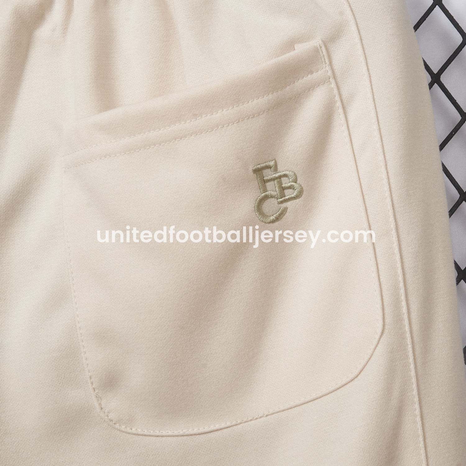 Bayern Munich 24-25 Originals LFSTLR Training Hoodie Set - Beige:football jersey mysite: unitedjerseyfootball 邓江浪:football
