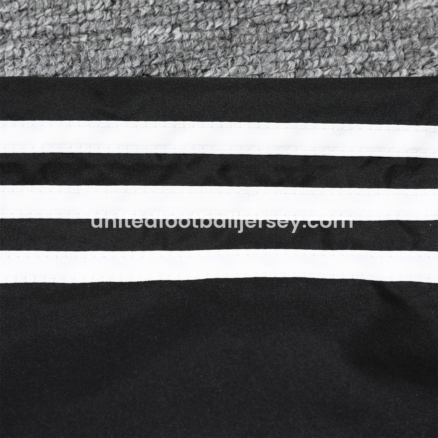 unitedfutballjersey-Juventus 25-26 Terrace Icon Windbreaker Jacket - Black