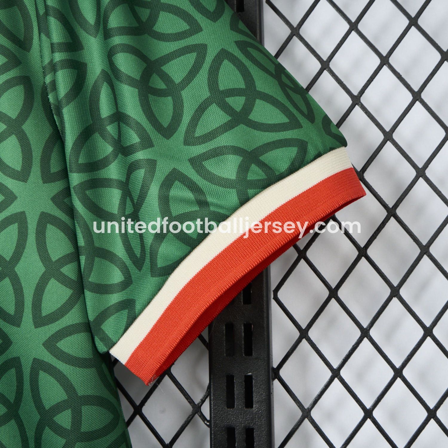 unitedfutballjersey-Ireland 2025 St. Patrick's Day Green Jersey - Fans Version