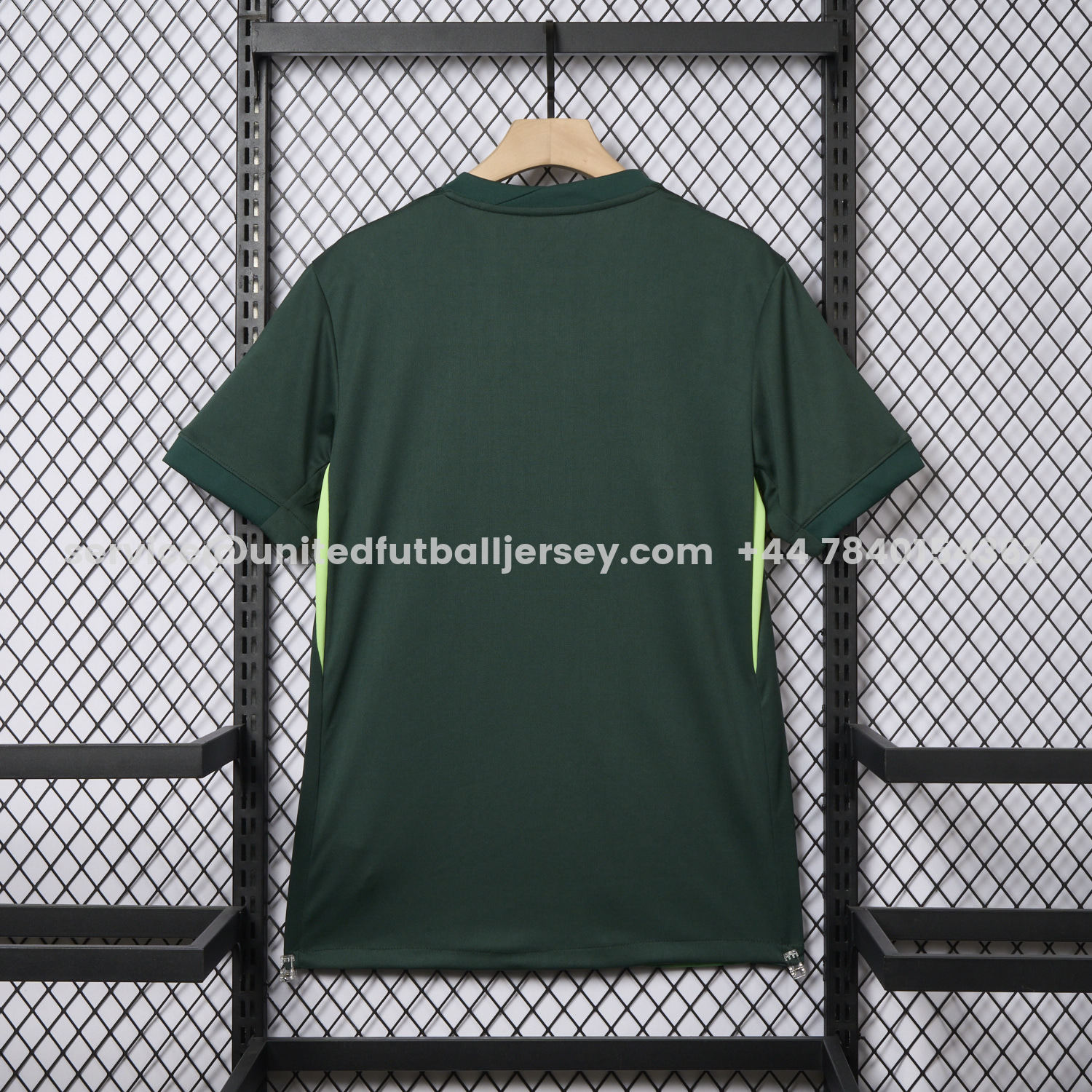 unitedfutballjersey-Wolfsburg 25-26 Home Green Jersey - Fans Version