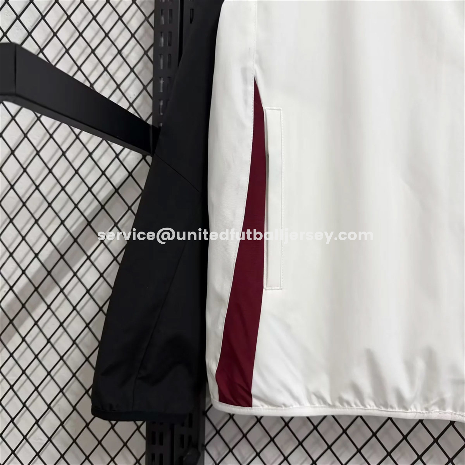 unitedfutballjersey-Manchester United 25-26 Training Windbreaker Jacket - White With Black