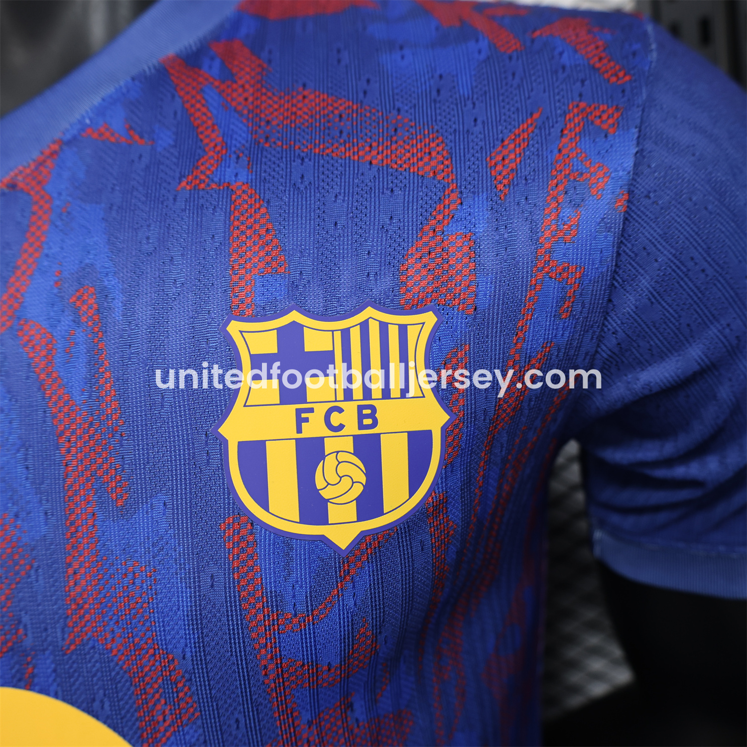 unitedfutballjersey-Barcelona 25-26 Blue Gradient and Red Shaped Pattern Pattern Jersey - Player Version