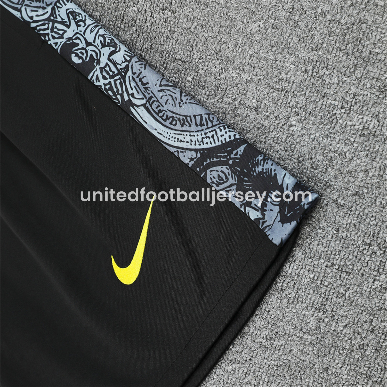 unitedfutballjersey-Brazil 25-26 White Jesus Statue Vest Training Set - White Vest & Black Shorts