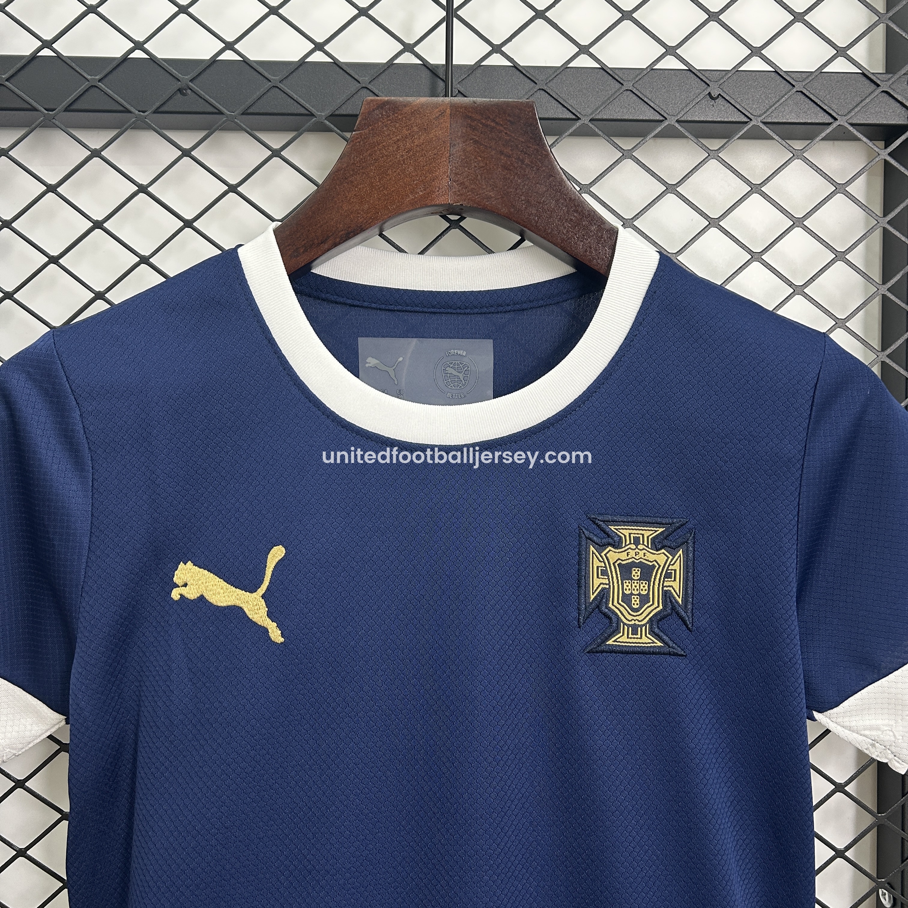 unitedfutballjersey-Portugal 2025-26 Royal Blue Training Kids Kit