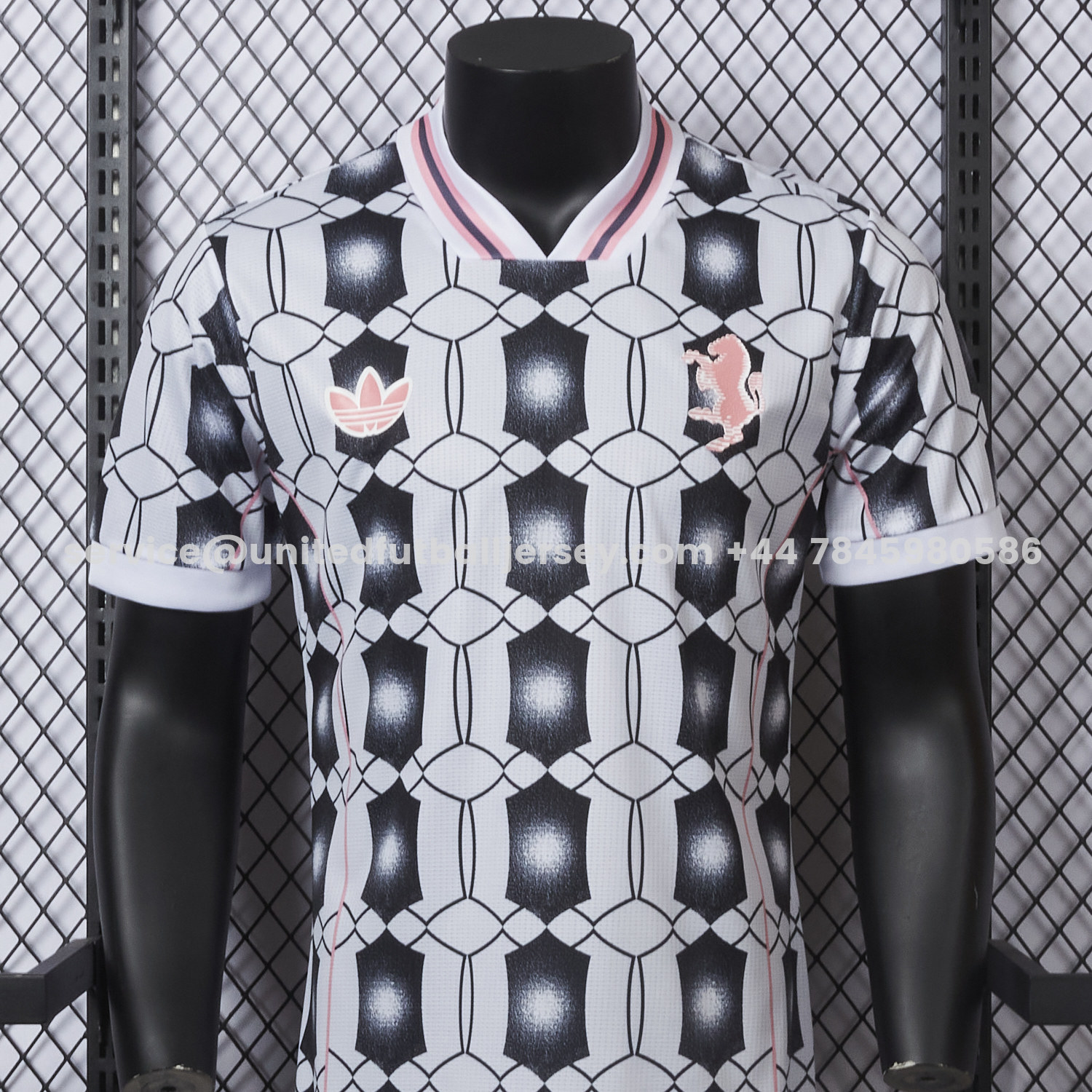 unitedfutballjersey-Juventus 25-26 Retro-Style Hexagonal Pattern Jersey - Player Edition