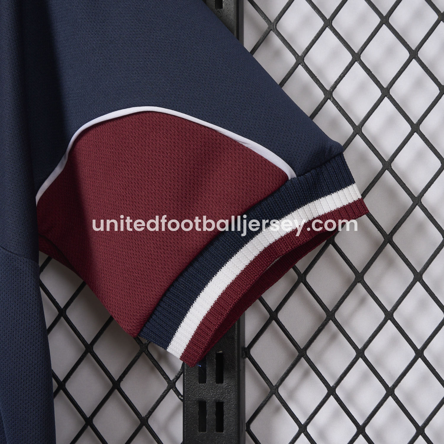 unitedfutballjersey-Retro West Ham United 1999-01 Away Jersey