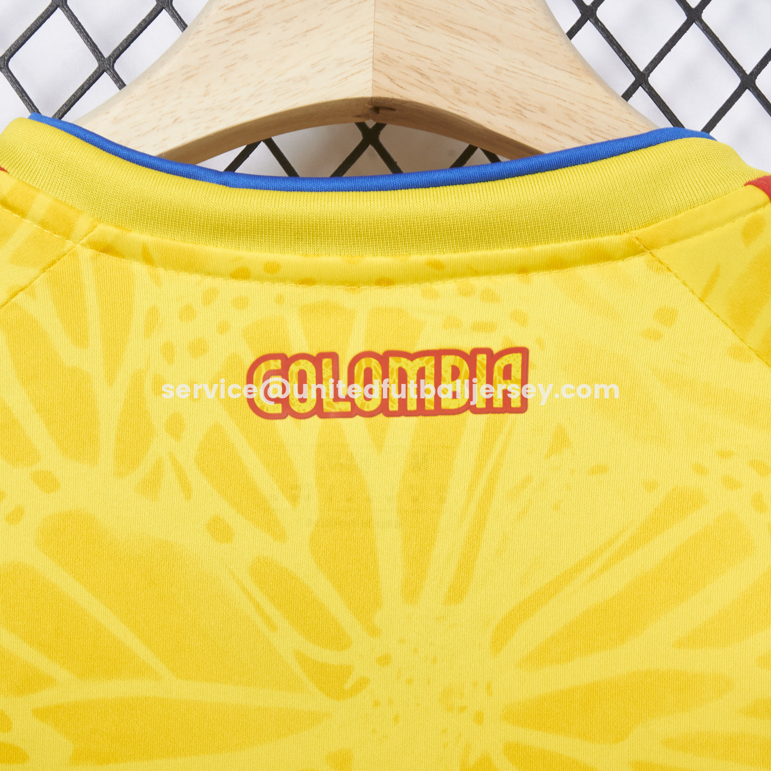 unitedfutballjersey-Women's Colombia 2026 Home Cropped Jersey