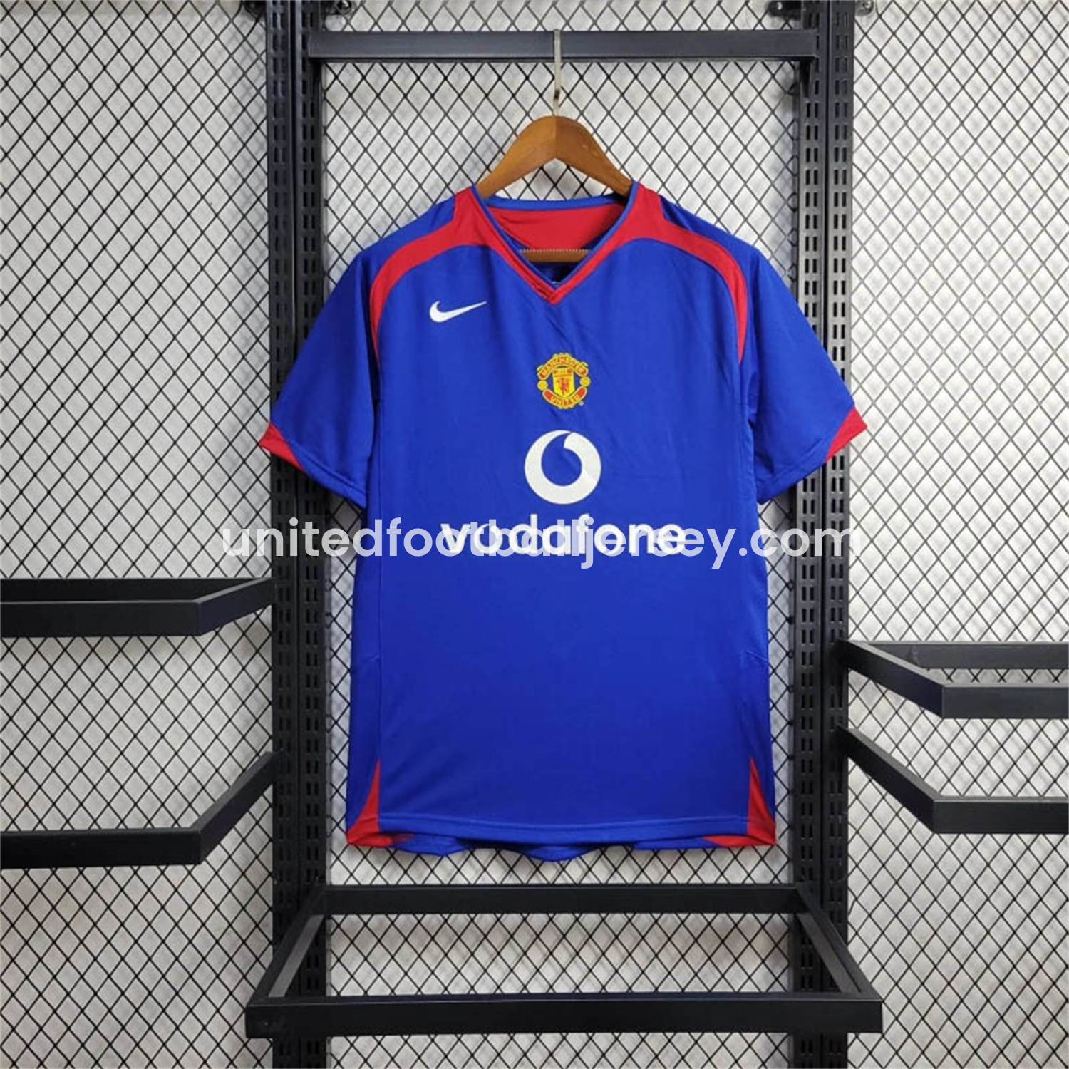 unitedfutballjersey-Retro Manchester United 05-06 Away Jersey