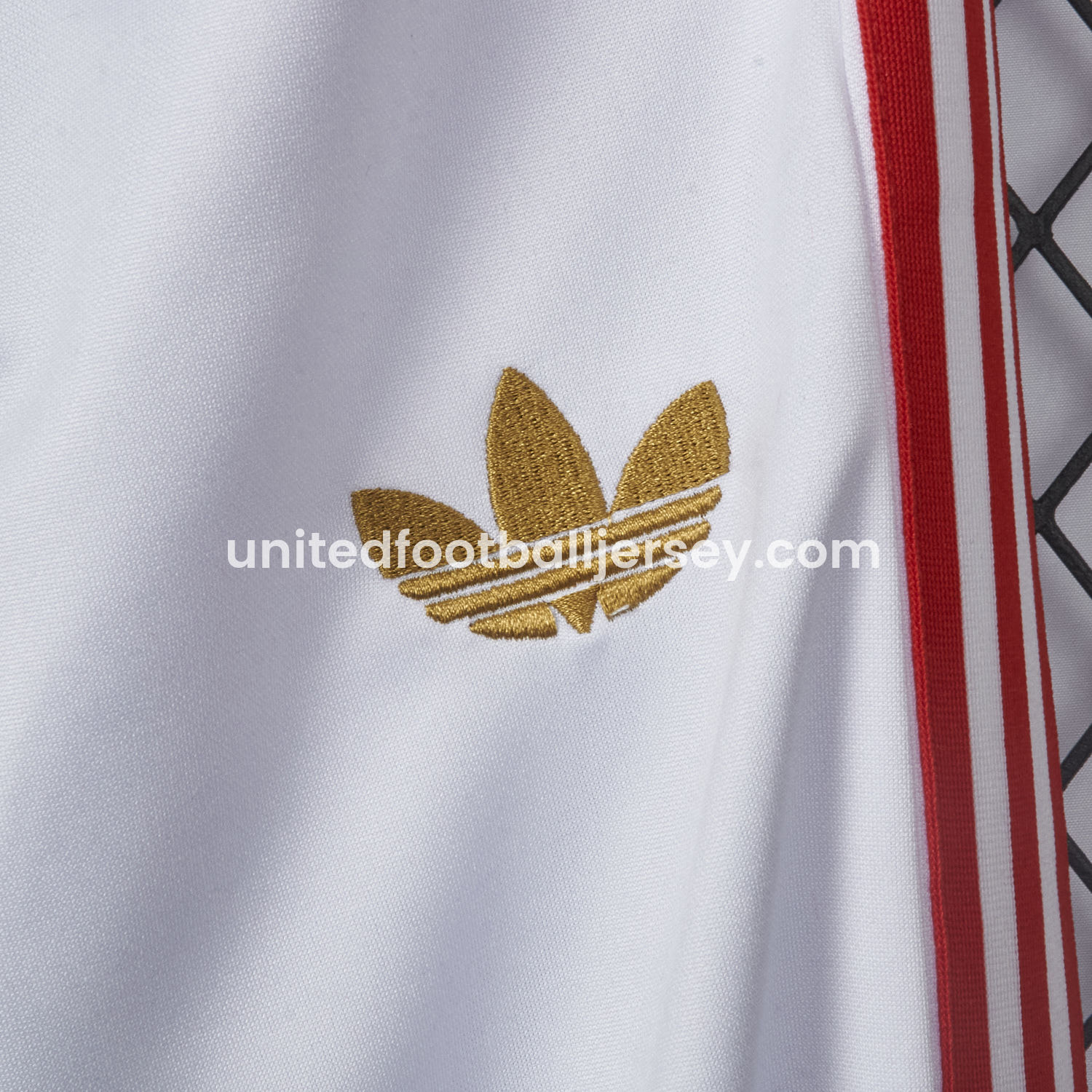 unitedfutballjersey-Bayern Munich 2025 125th Anniversary 1/4-Zip Long Sleeves Training Set - White