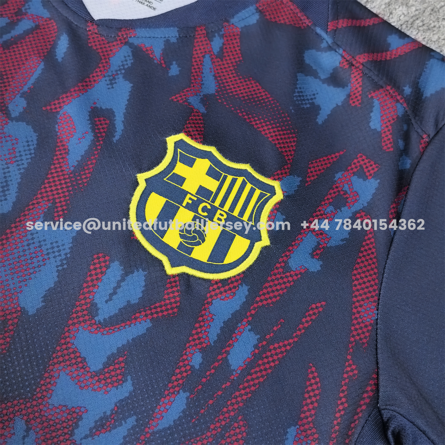 unitedfutballjersey-Barcelona 25-26 Deep Blue Training Jersey with Red and Blue Tree Pattern - Fans Version