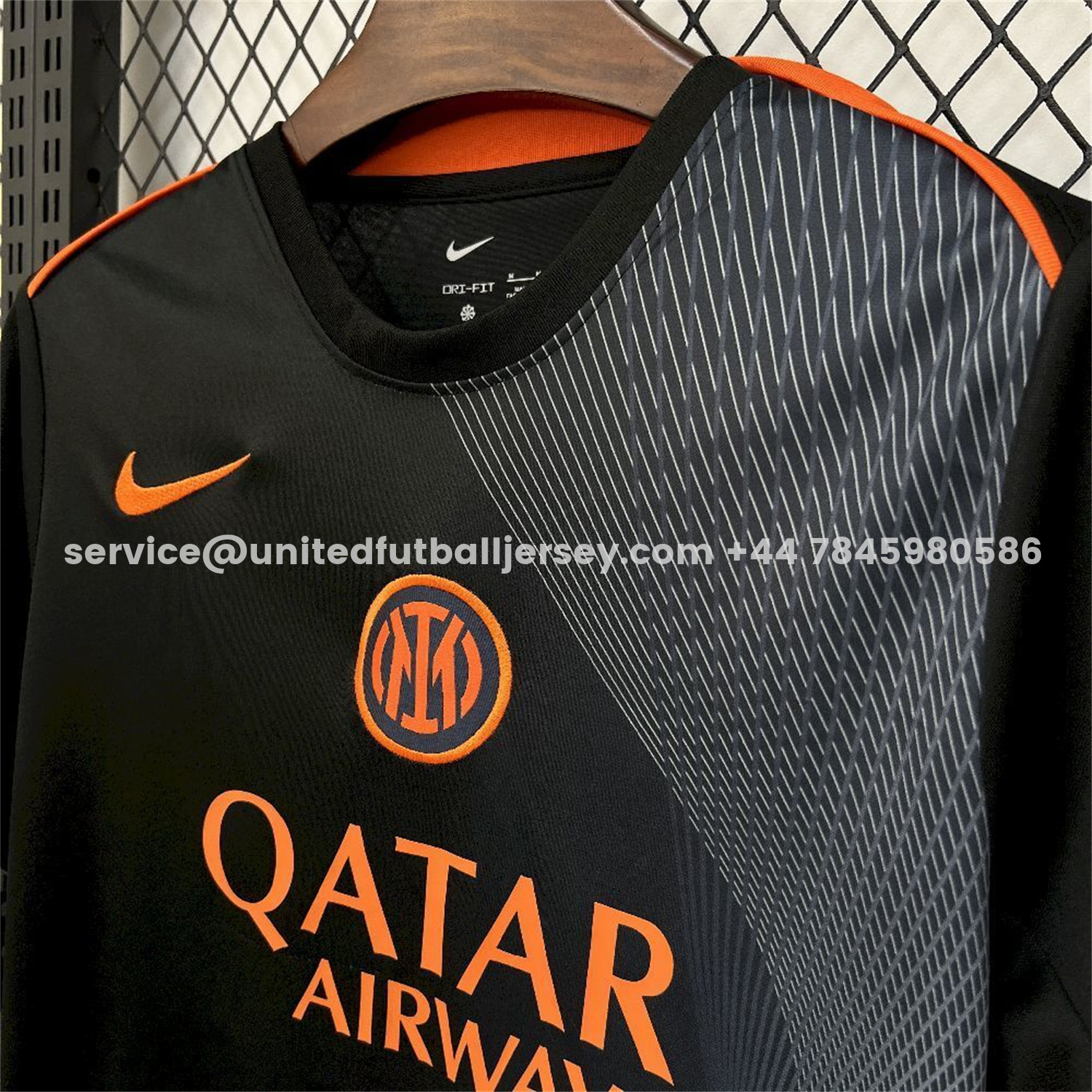 unitedfutballjersey-Inter Milan 25-26 Orange And Black Training Jersey - Fans Version