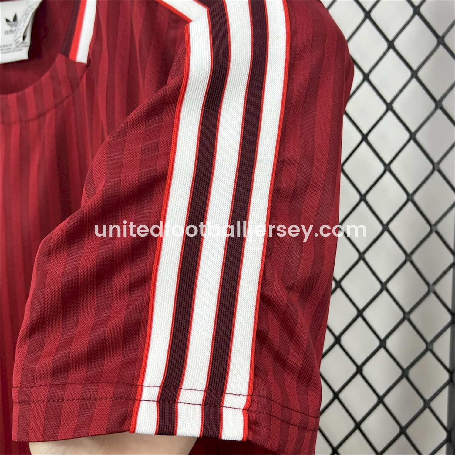 unitedfutballjersey-Bayern Munich 24-25 Red Terrace Icon Retro Jersey - Fans Version
