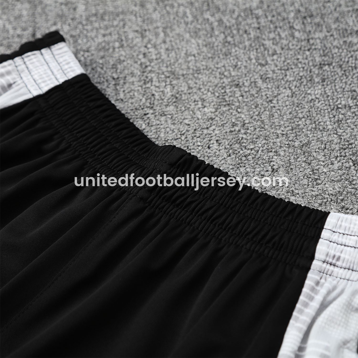 unitedfutballjersey-Real Madrid 25-26 Vest Training Set - Green-Black Dragon Vest & Black-White Shorts