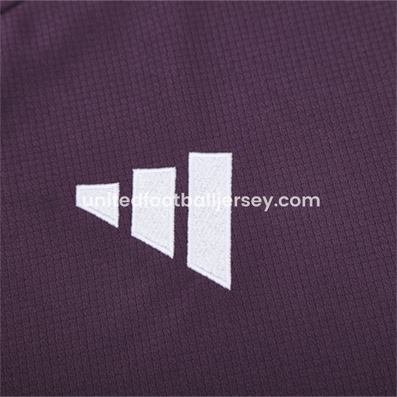 unitedfutballjersey-Manchester United 25-26 Short-Sleeve Training Set - Purple Top & Black shorts