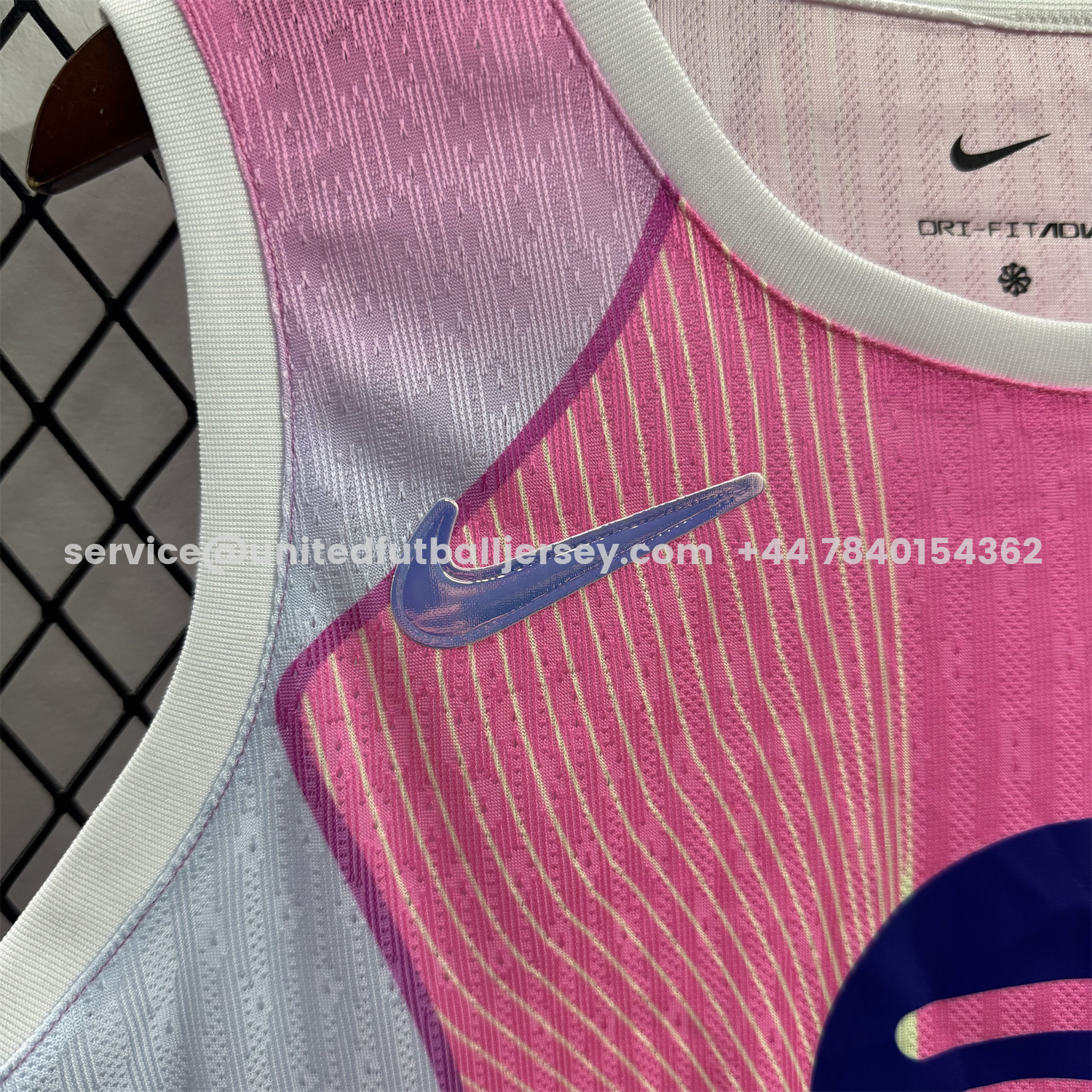 unitedfutballjersey-Women's Barcelona 25-26 T90 Pink Yoga Vest