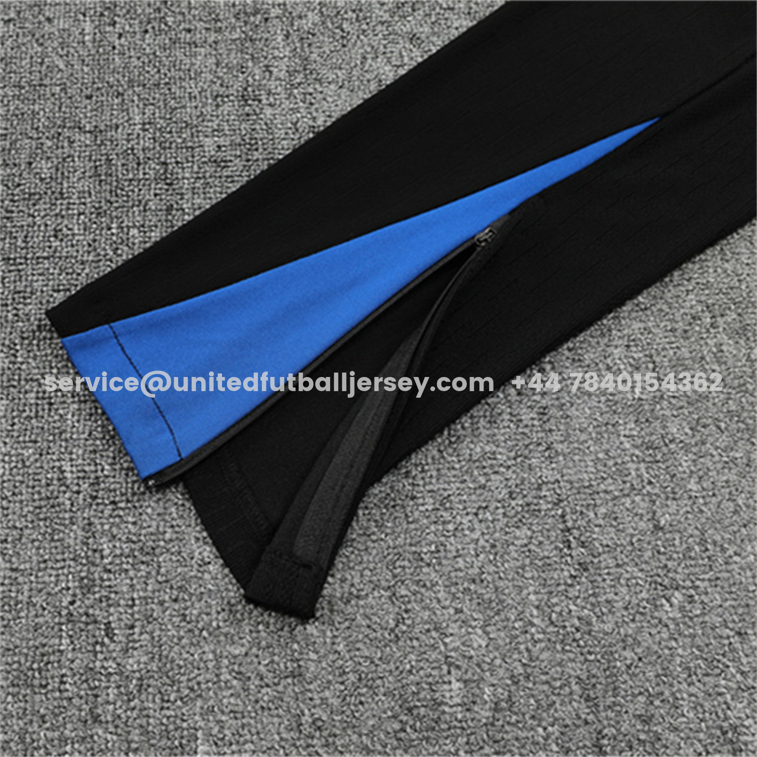 unitedfutballjersey-Paris Saint-Germain PSG 25-26 Long Sleeve Training Set - Player Version - White Top and Black Pants