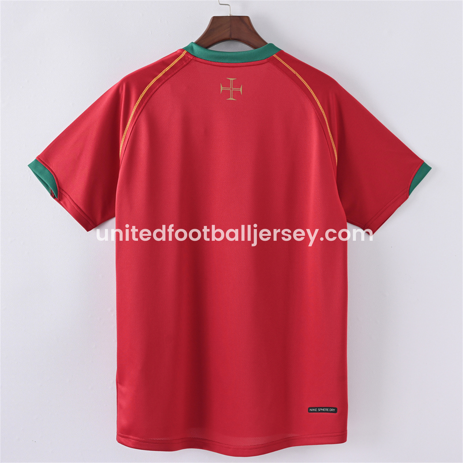 unitedfutballjersey-Retro Portugal 2006 Home Jersey