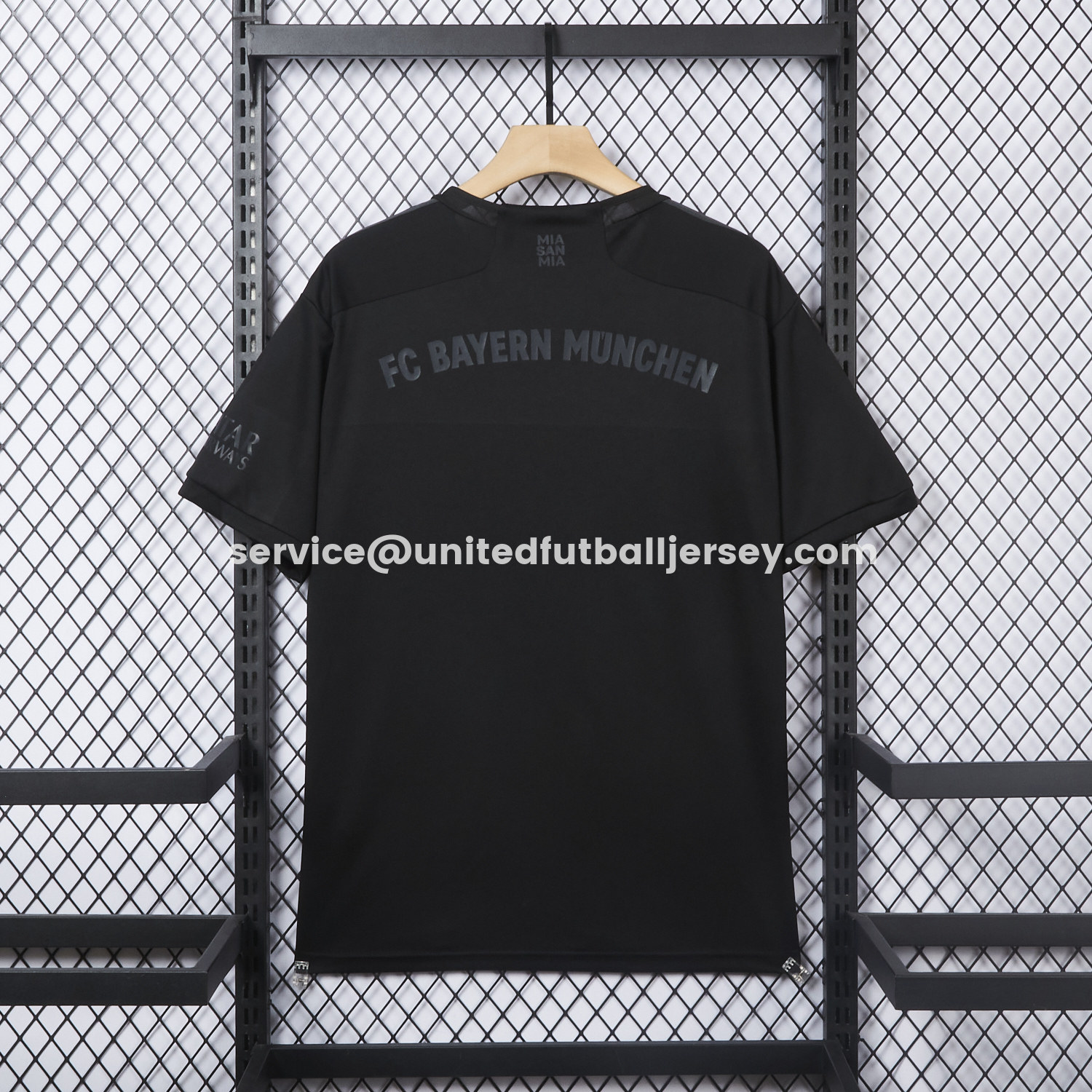 unitedfutballjersey-Retro Bayern Munich 2023-24 Black Special Jersey