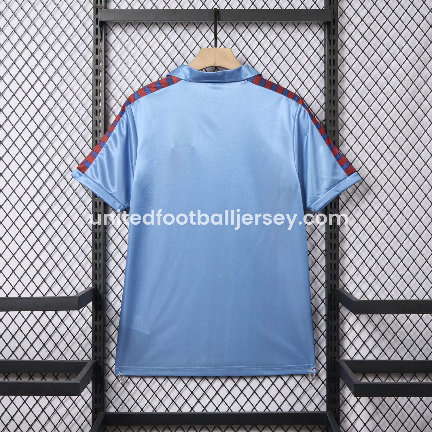 unitedfutballjersey-Retro Barcelona 1982-84 Away Blue Jersey