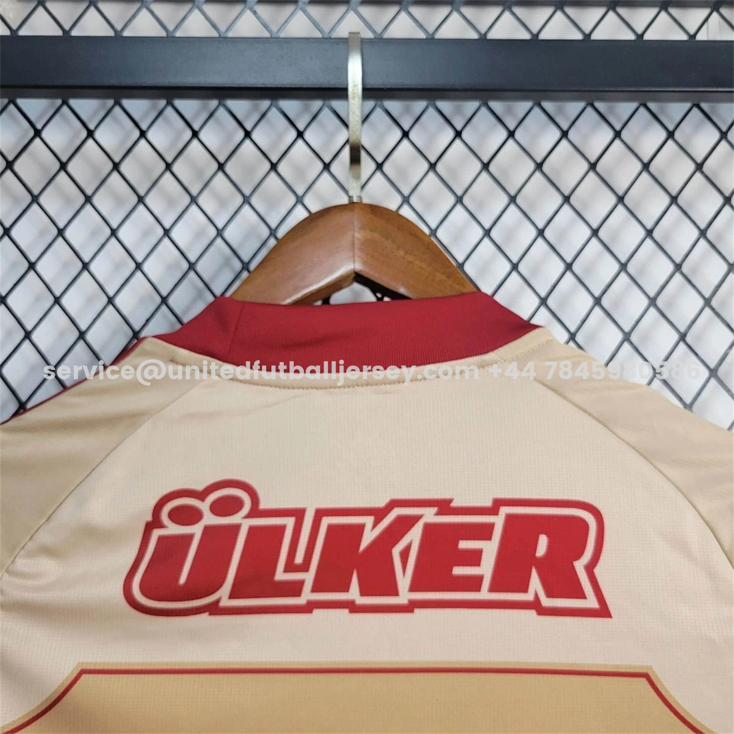 unitedfutballjersey-Retro Galatasaray 2010-11 Away Jersey