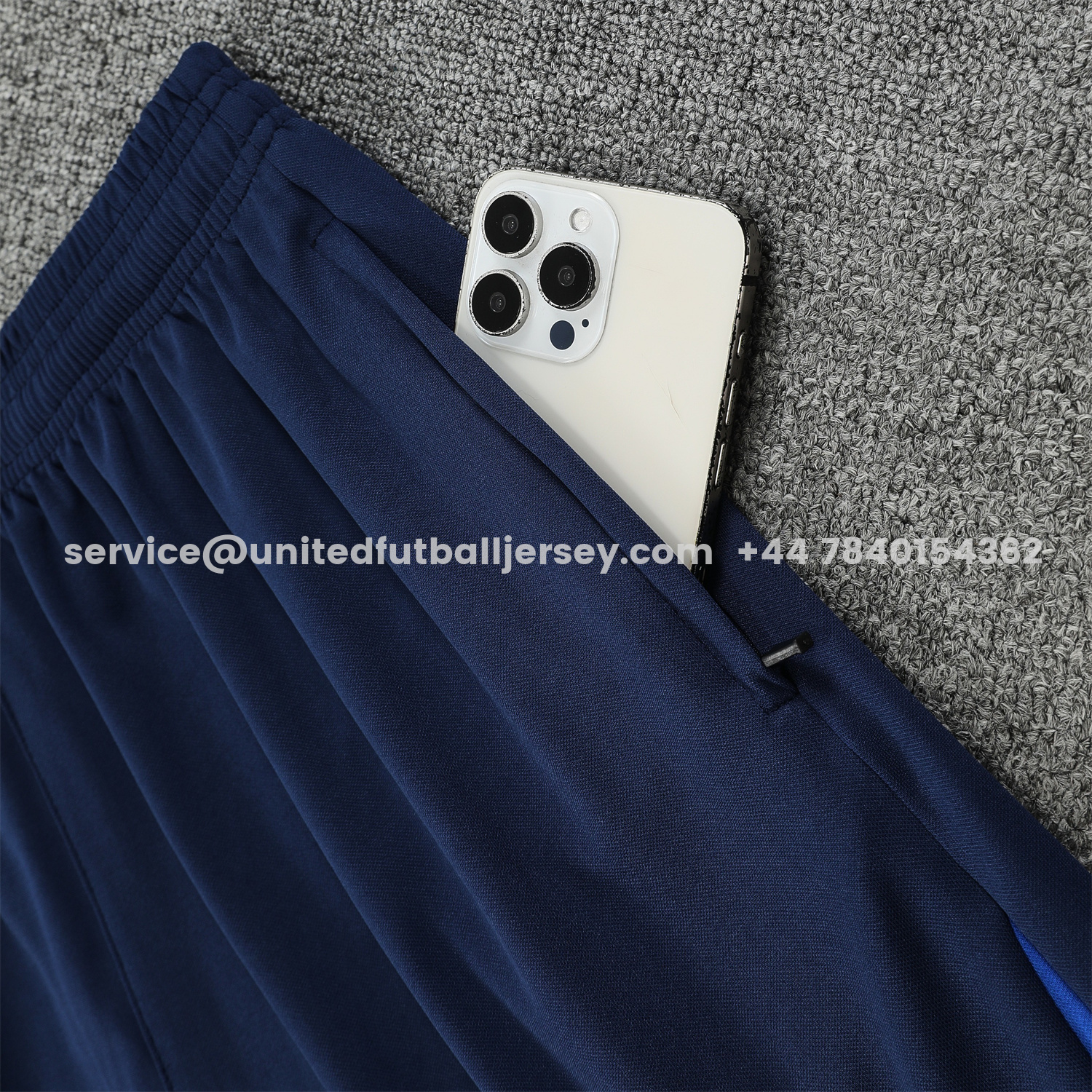 unitedfutballjersey-Paris Saint-Germain PSG 25-26 Vest Training Set - Red And Blue Lines Vest & Blue Shorts