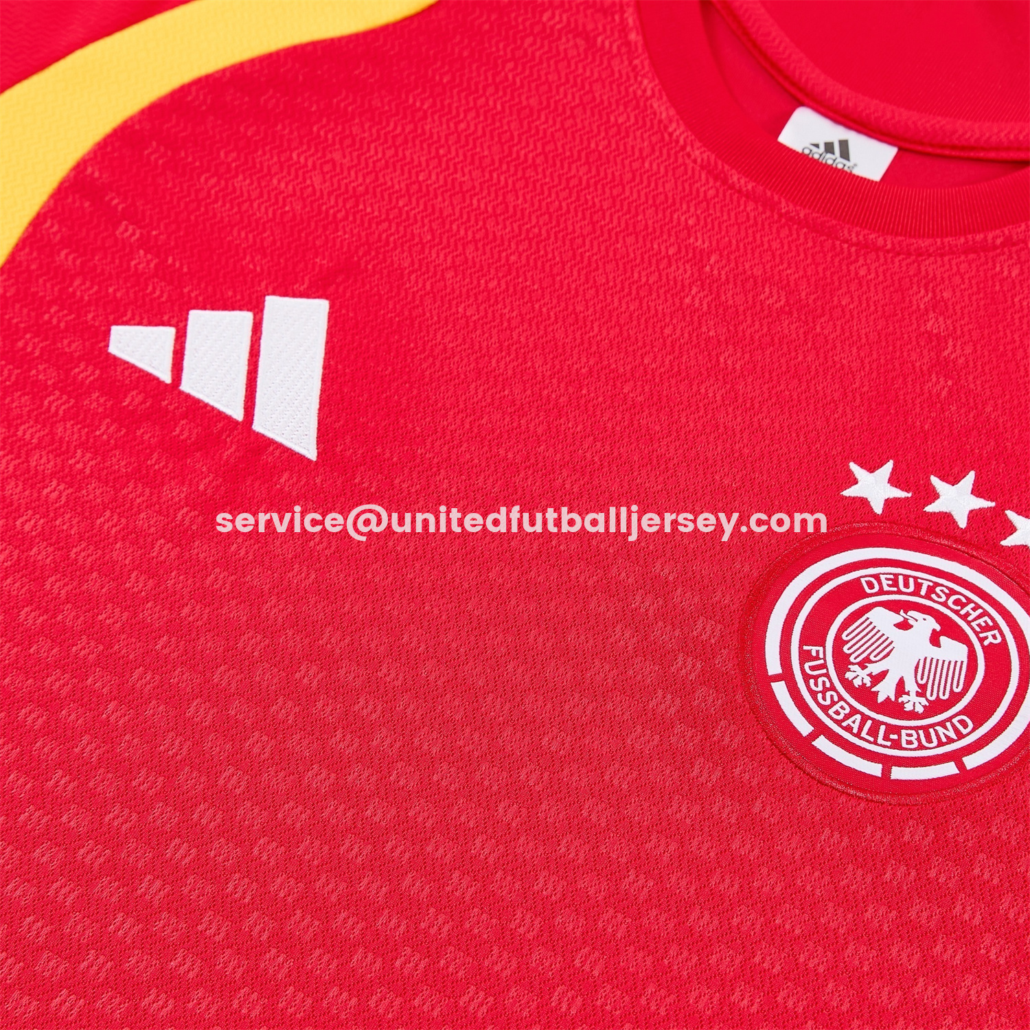 unitedfutballjersey-Germany 2026 Short-Sleeve Training Set - Red Top and Black Shorts