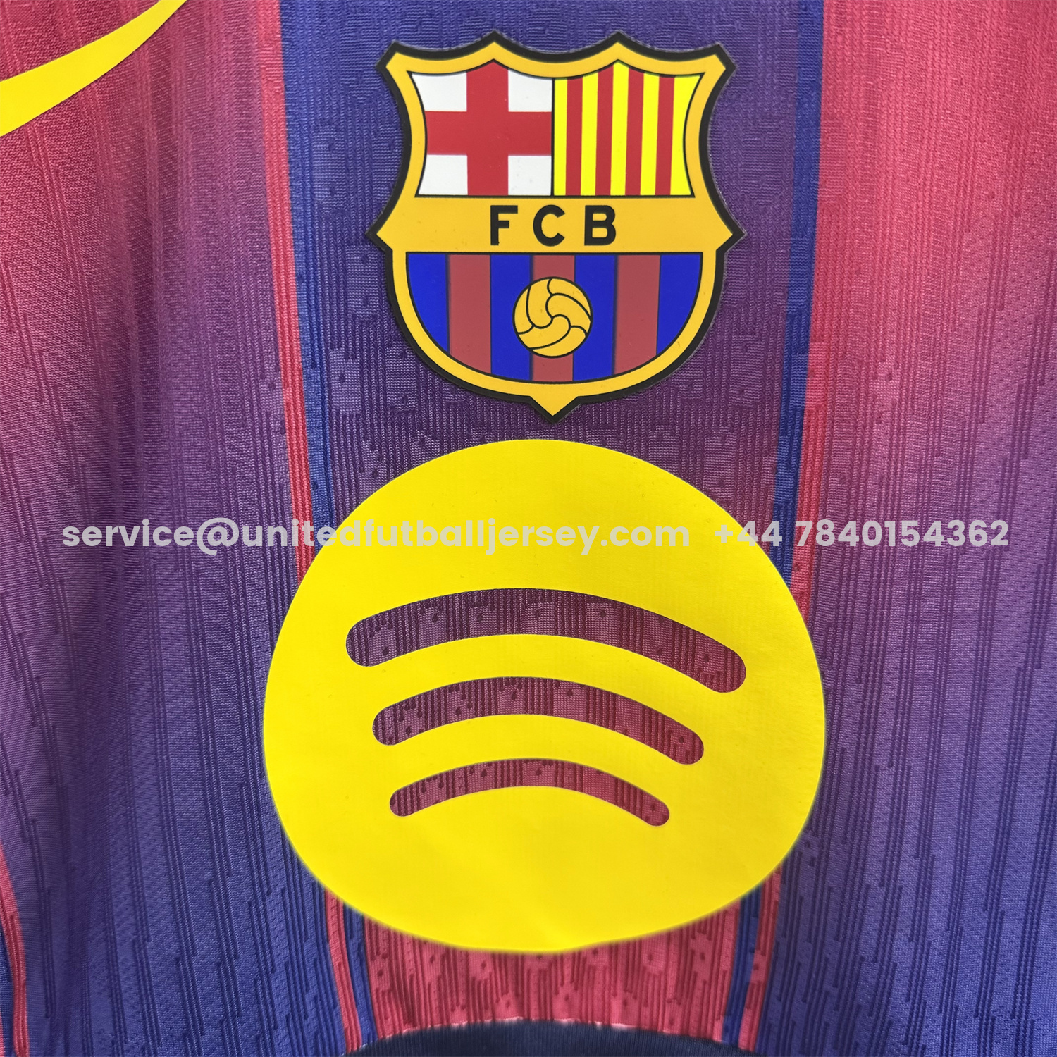 unitedfutballjersey-Women's Barcelona 25-26 Home Center Logo Yoga Vest