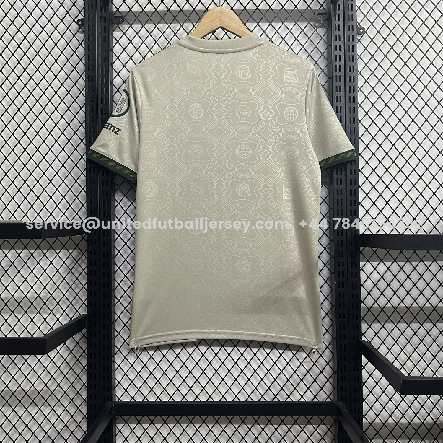 unitedfutballjersey-Bayern Munich 25-26 Oktoberfest Jersey - Fans Version