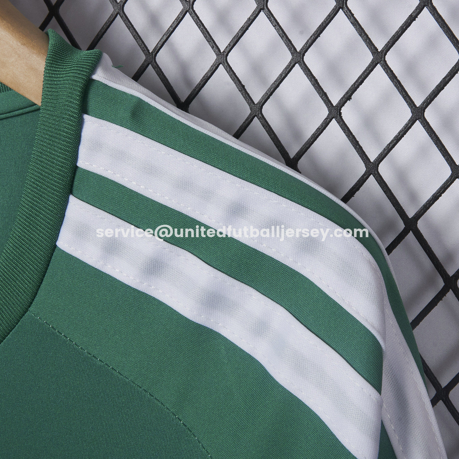 unitedfutballjersey-Germany 2026 Goalkeeper Green Long Sleeves Jersey - Fans Version