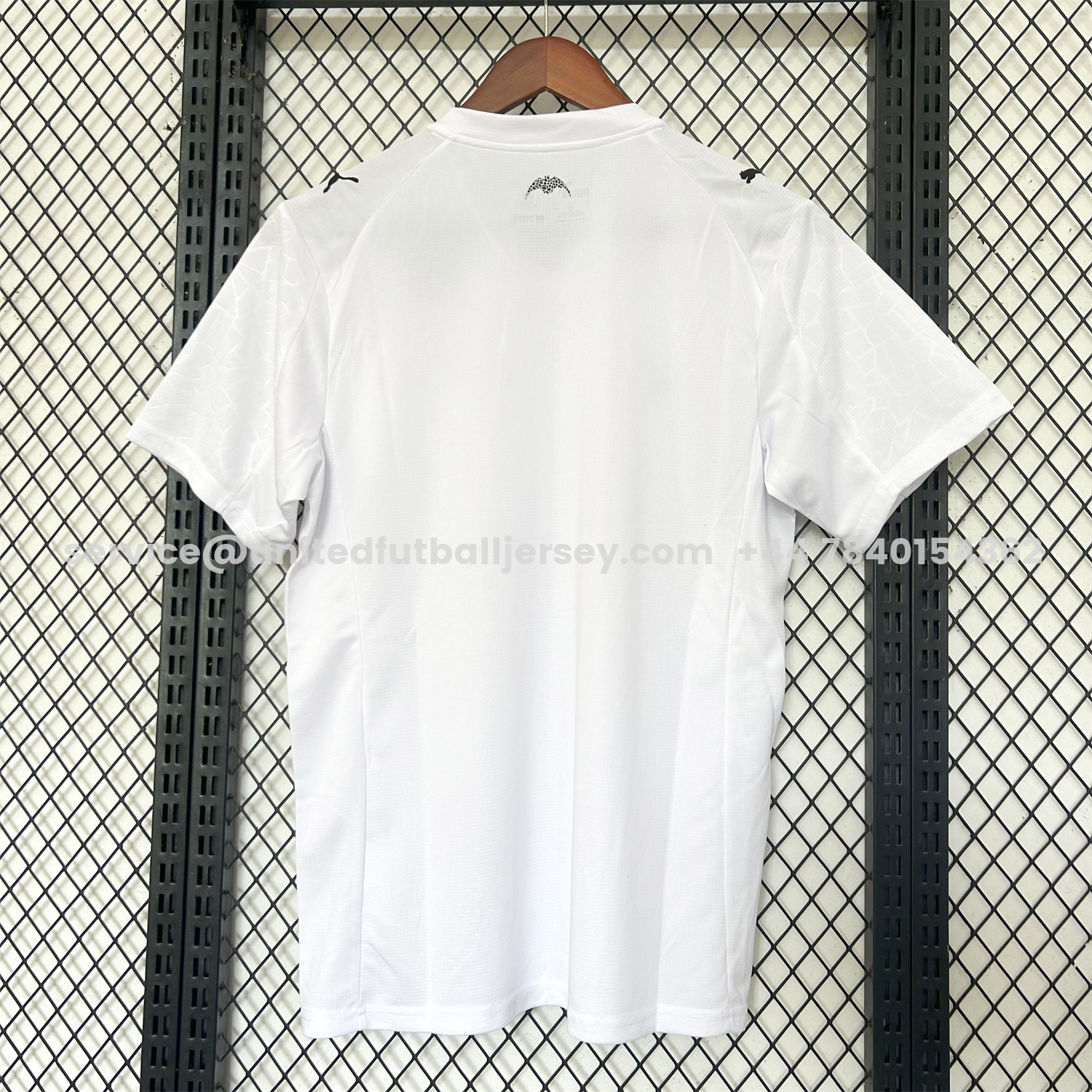 unitedfutballjersey-Valencia 25-26 Home Unsponsored Jersey - Fans Version