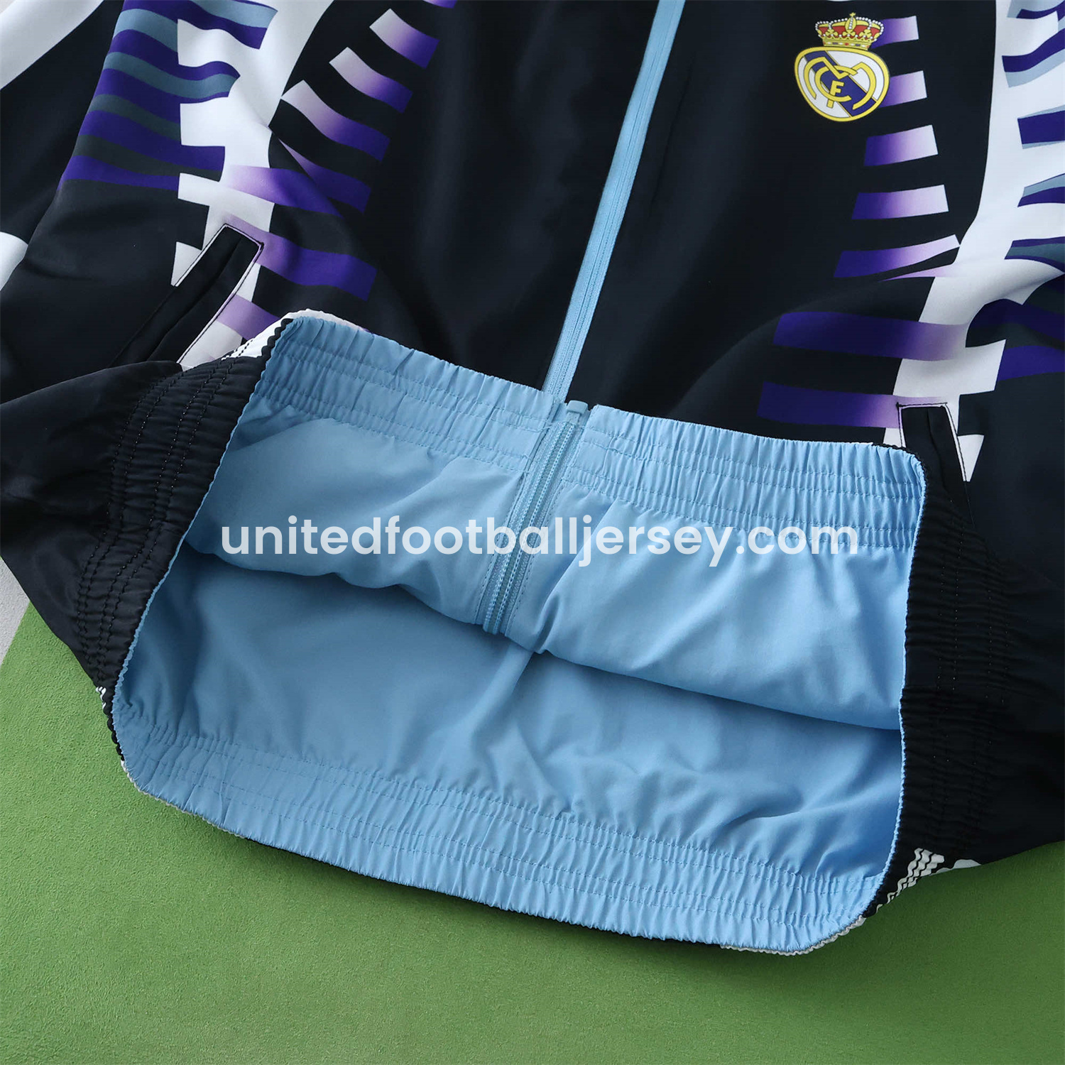 unitedfutballjersey-Retro Real Madrid 1997-98 Third Double Sided Reversible Windbreaker - Black & Blue