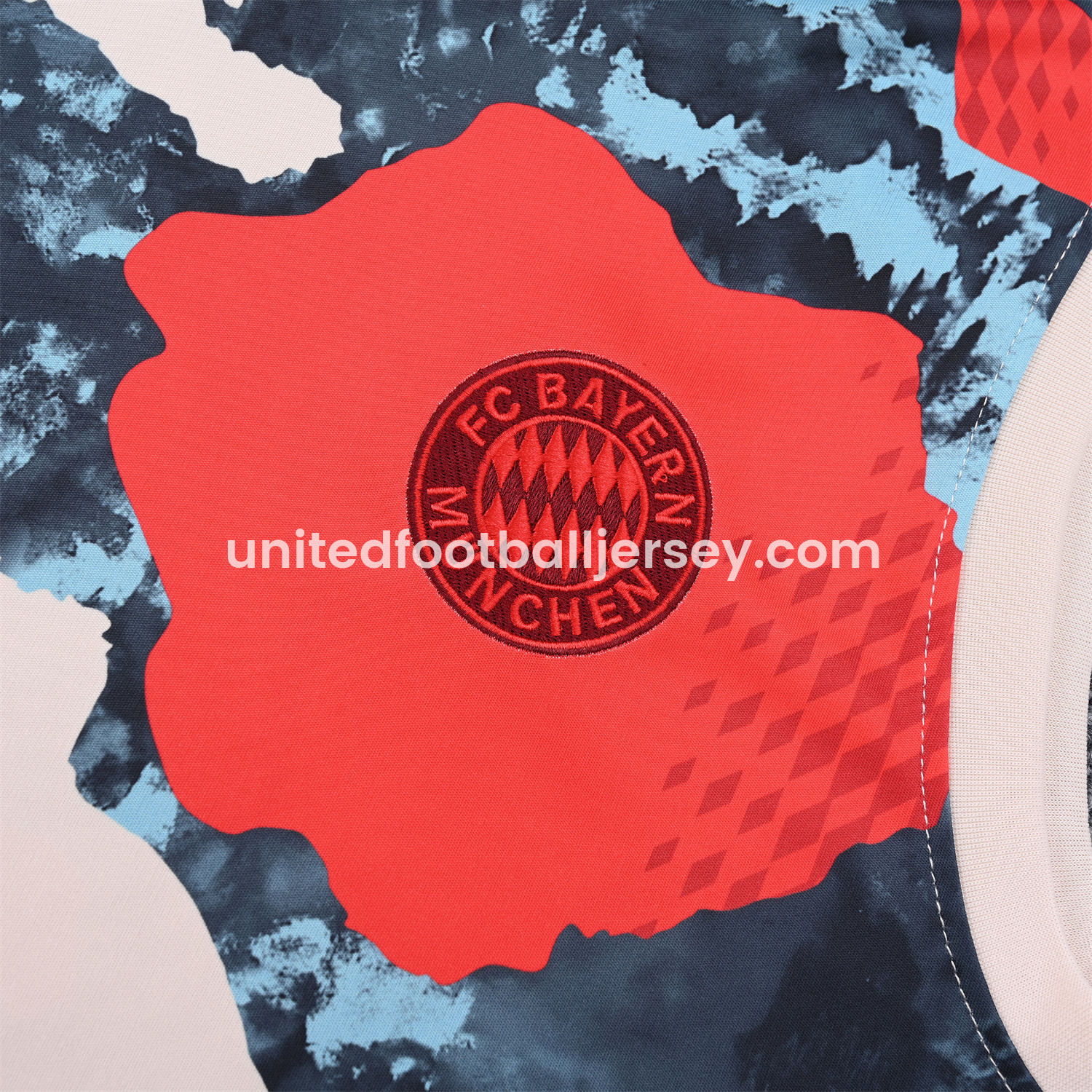 unitedfutballjersey-Bayern Munich 24-25 Pre-Match Vest Training Set - CamouflageTop & Black Shorts