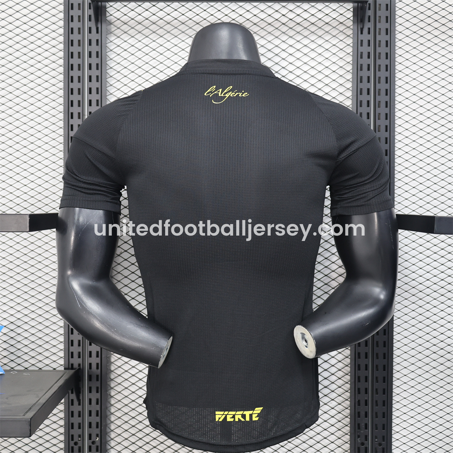 unitedfutballjersey-Algeria 25-26 Pure Black Jersey with Yellow Line - Player Version