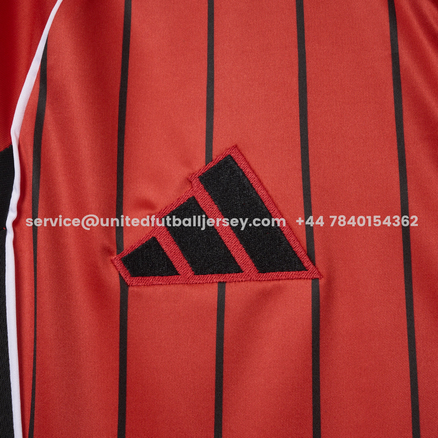 unitedfutballjersey-Manchester United 25-26 Red Baseball Jersey with Black Stripes