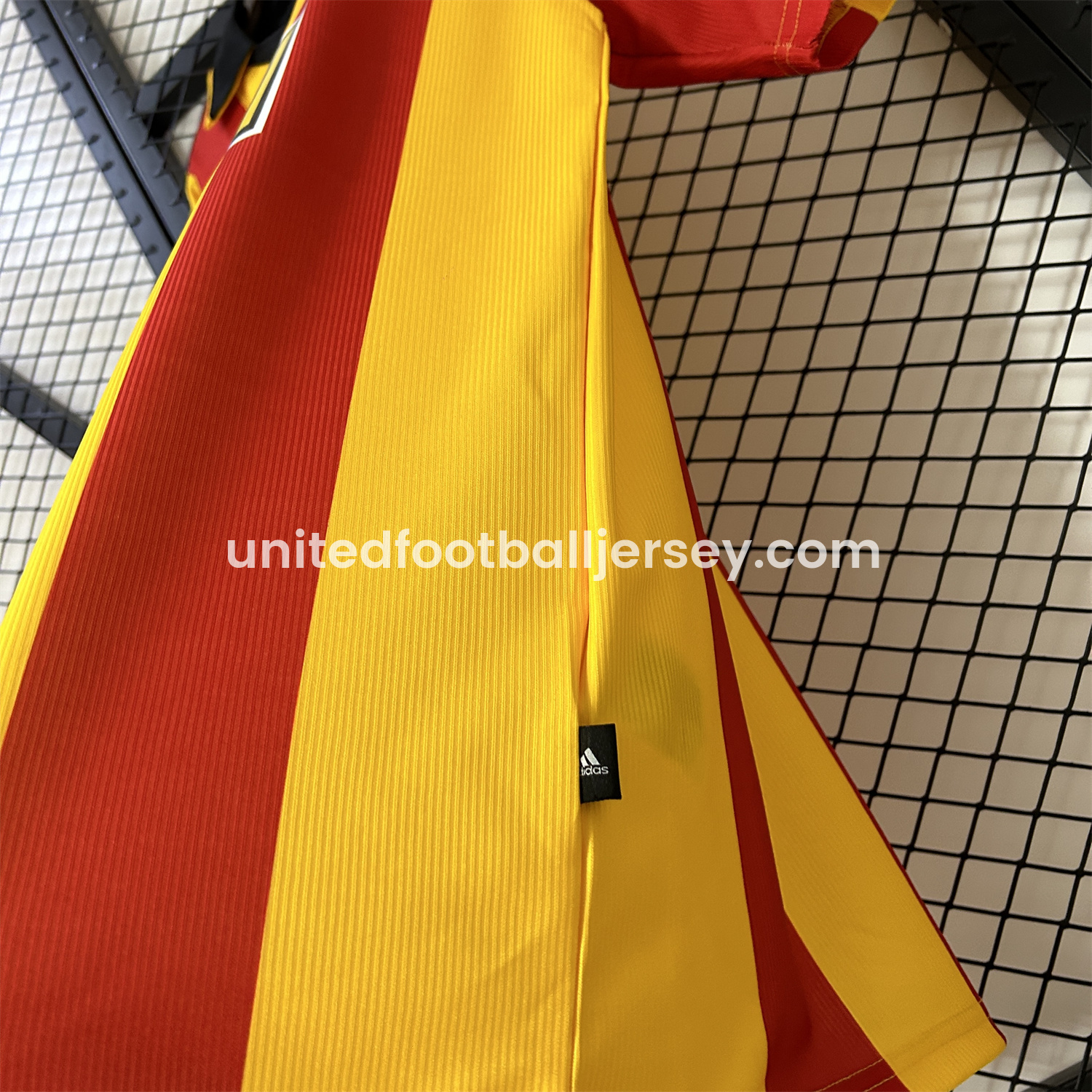 unitedfutballjersey-Retro Galatasaray 1999-00 Home Jersey