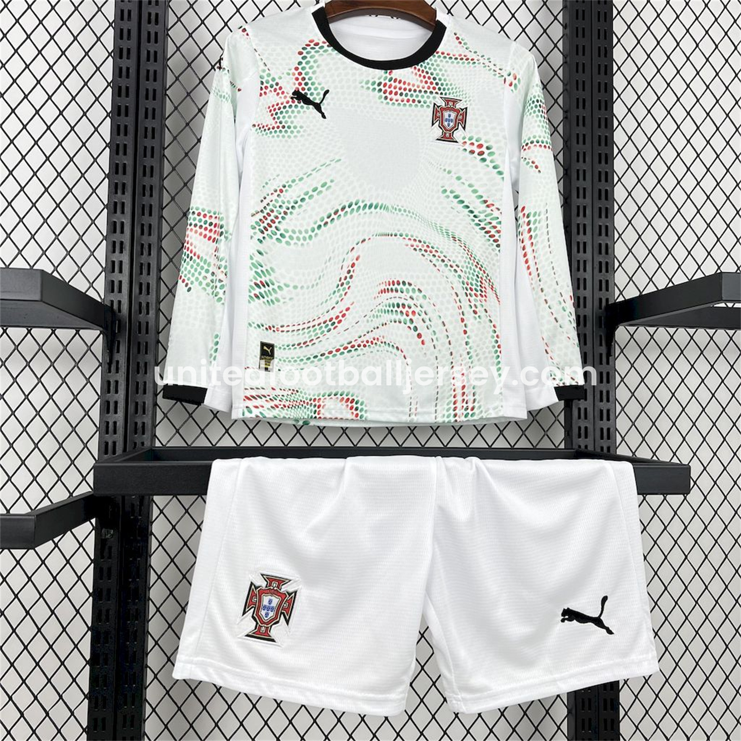 unitedfutballjersey-Portugal 2025-26 Away Long Sleeves Kids Kit