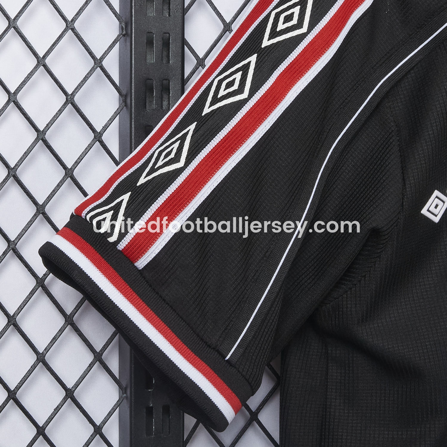 unitedfutballjersey-Retro Manchester United 1998-99 Black Jersey