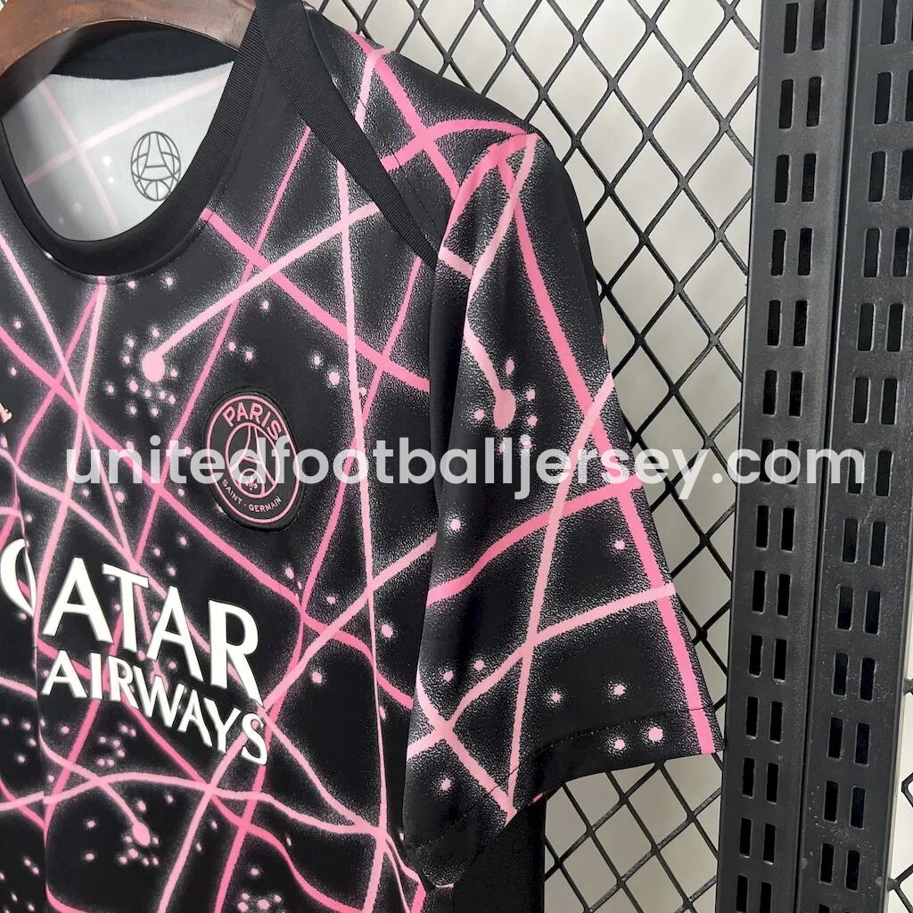 unitedfutballjersey-Paris Saint-Germain PSG 25-26 Pink Lines Black Pre-Match Training Jersey - Fans Version