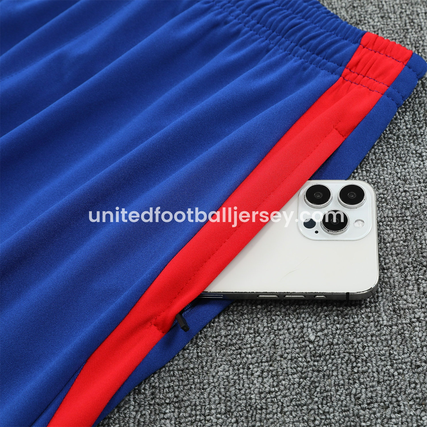 unitedfutballjersey-Spain 25-26 POLO Short-Sleeve Training Set - Red Top and Blue Pants