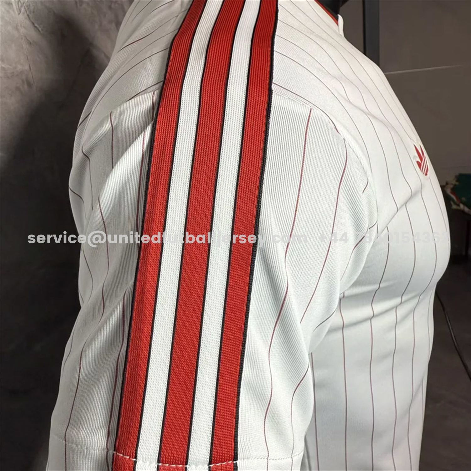 unitedfutballjersey-Manchester United 25-26 Trefoil Red Lines White Travel Jersey - Player Version