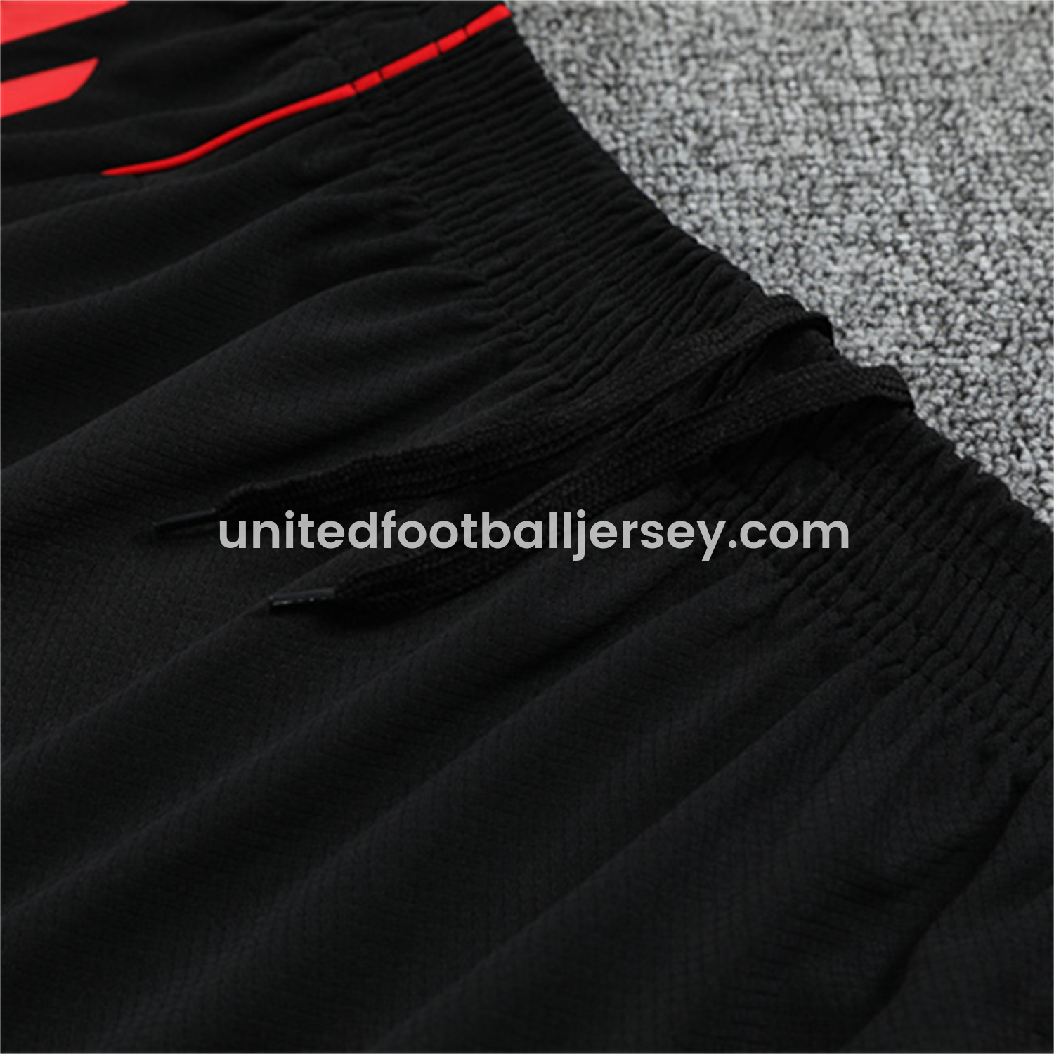 unitedfutballjersey-Manchester United 25-26 Short-Sleeve Training Set - White Top & Black Shorts